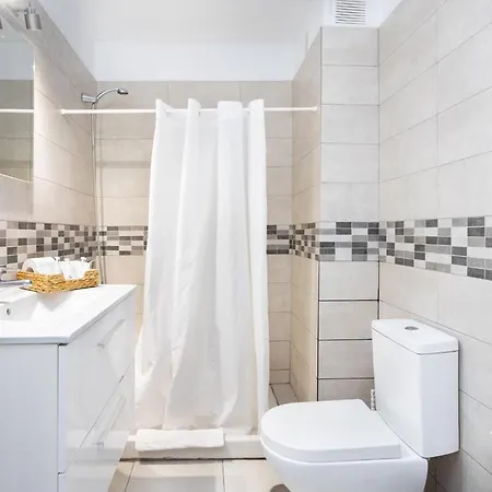Apartment Comodoro Los Cristianos (Tenerife)